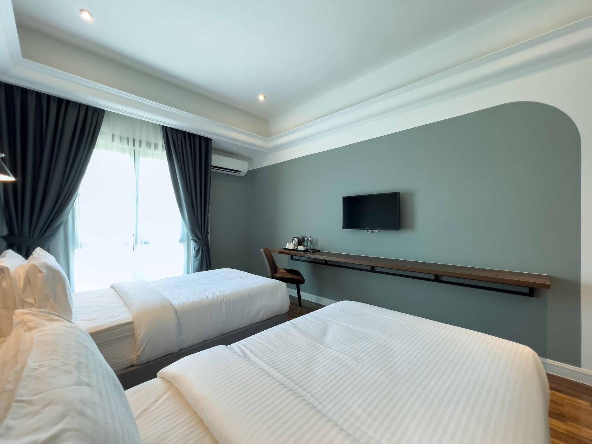 Hotel Seri Costa Malacca Extérieur photo