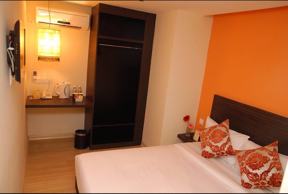 Hotel Seri Costa Malacca Extérieur photo